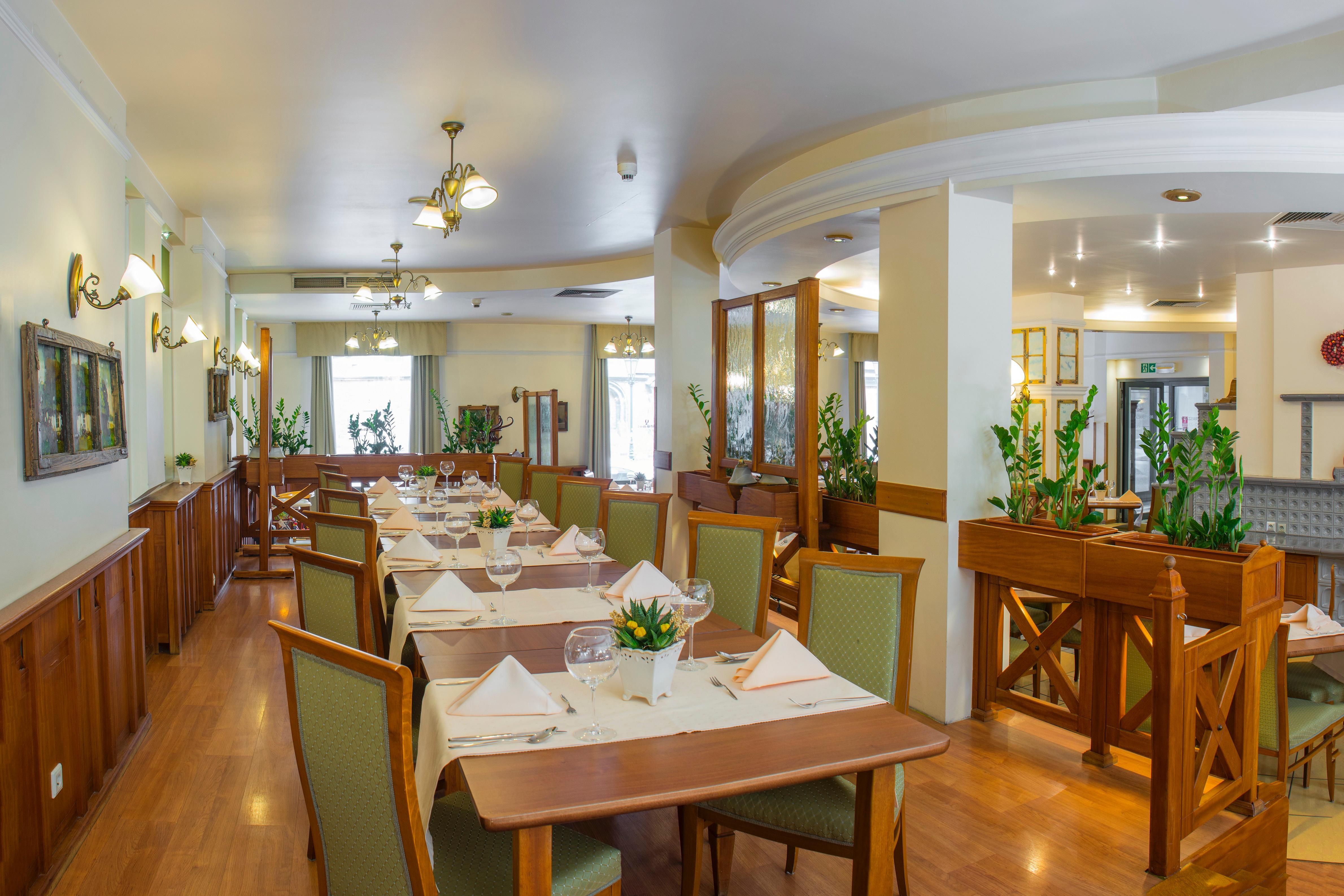 Qubus Hotel