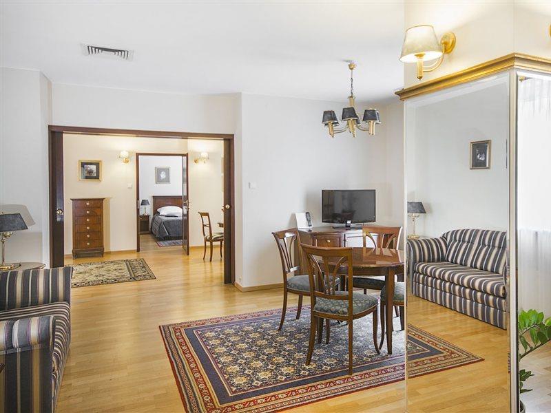 Hotel Qubus 4*